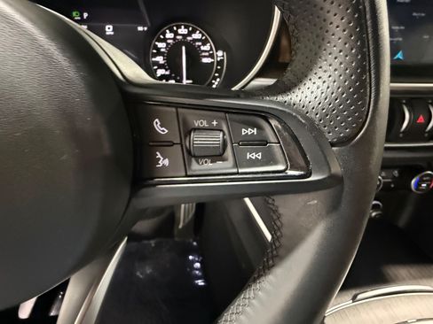Used 2023 Alfa Romeo Stelvio Ti AWD/4WD image 24