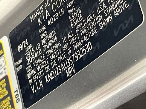 Used 2025 Kia Soul LX w/ LX Technology Package image 27