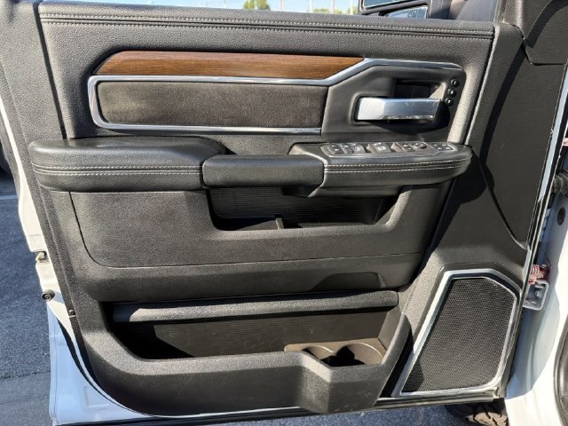 Used 2024 RAM 2500 Laramie AWD/4WD image 10