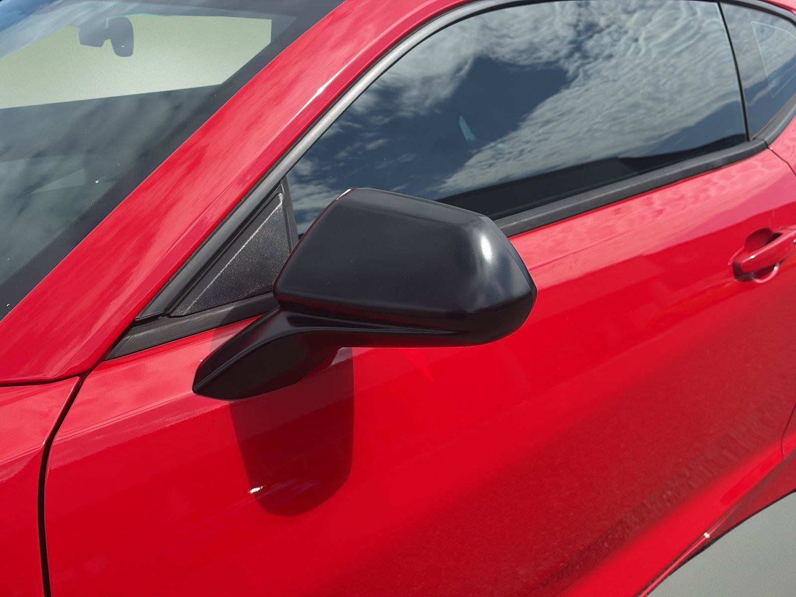 Used 2018 Chevrolet Camaro SS RWD image 36