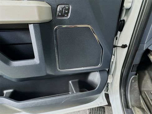 Used 2022 Ford F350 Lariat w/ Lariat Ultimate Package image 19