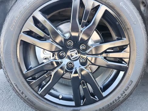 Used 2021 Honda Pilot Special Edition image 9