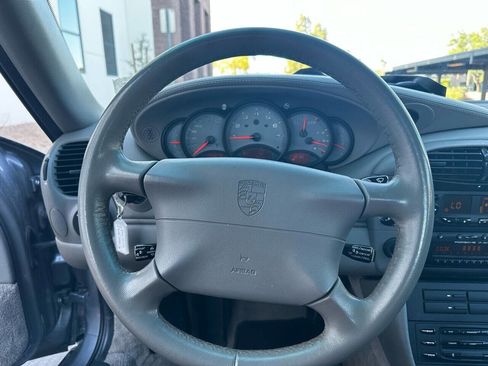 Used 2001 Porsche 911 Carrera image 29