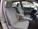 Used 2011 Toyota Camry LE image 5