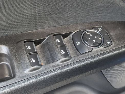 Used 2020 Ford Fusion SE FWD image 12