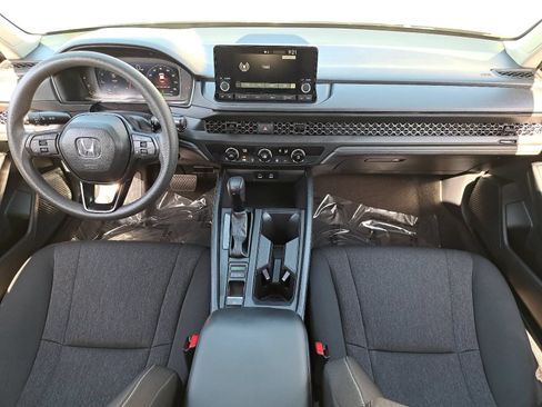 Used 2025 Honda Accord LX image 9