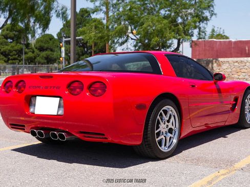 Used 1999 Chevrolet Corvette Coupe w/ Memory Pkg RWD image 22