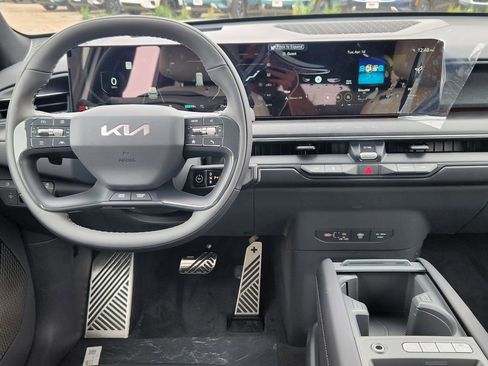 New 2026 Kia EV9 GT-Line AWD/4WD image 12