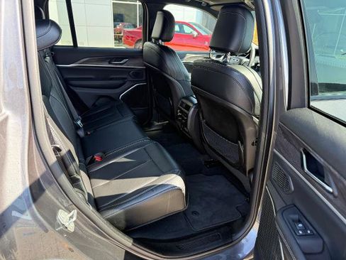 Used 2024 Jeep Grand Cherokee Limited 4xe AWD/4WD image 10