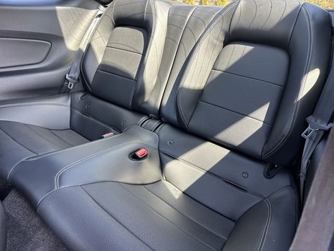 Used 2018 Ford Mustang GT Premium image 28