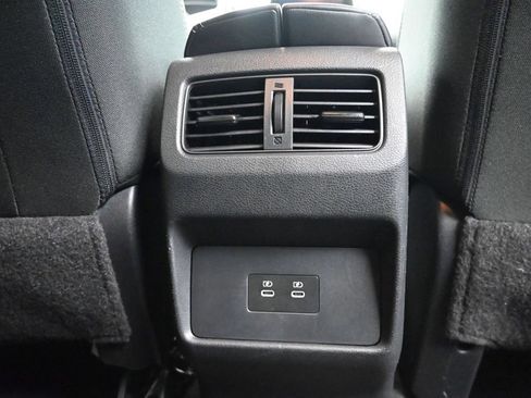 Used 2025 Nissan Rogue SV FWD image 23