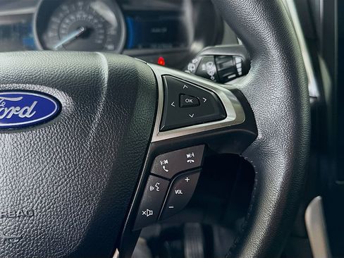 Used 2024 Ford Edge Titanium image 19