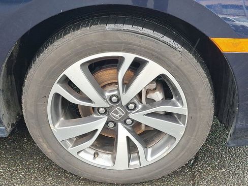 Used 2024 Honda Odyssey Touring image 9