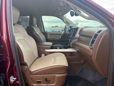 Used 2022 RAM 3500 Laramie image 34