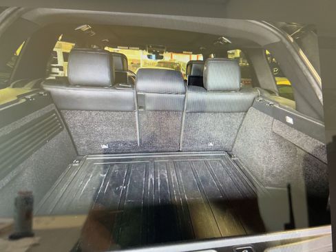Used 2018 Land Rover Range Rover Supercharged AWD/4WD image 6