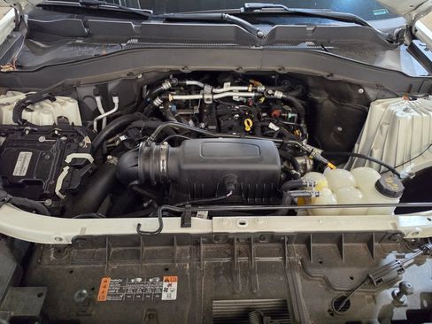 Used 2022 Ford Explorer XLT RWD image 9