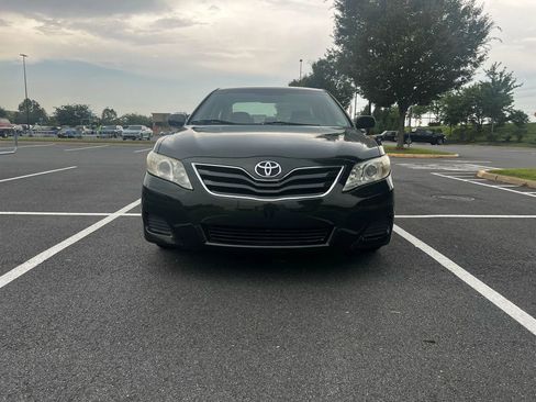 Used 2010 Toyota Camry LE image 8