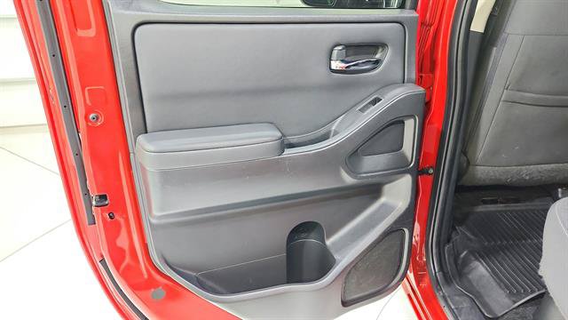 Used 2022 Nissan Frontier SV RWD image 22
