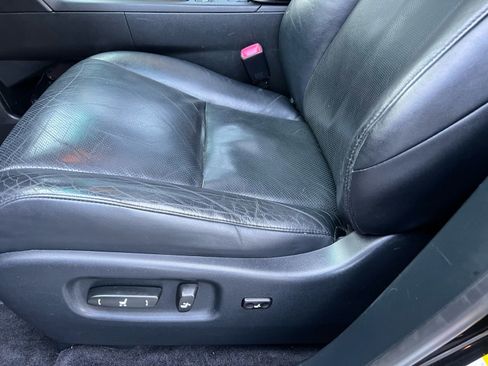 Used 2011 Lexus RX 350 AWD w/ Premium Pkg image 17