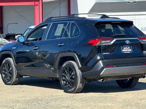 Used 2020 Toyota RAV4 Limited w/ All Weather Liner Package AWD/4WD image 7