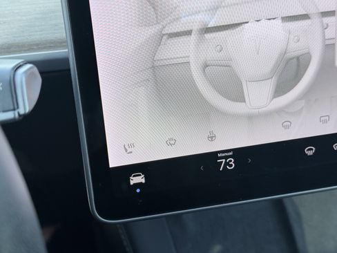 Used 2023 Tesla Model 3 Standard Range image 66