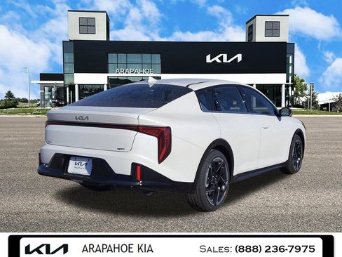 New 2025 Kia K4 GT-Line image 5