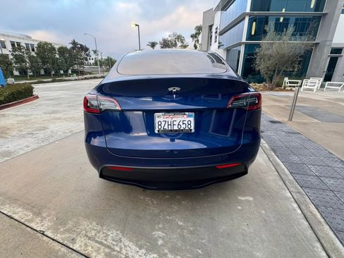 Used 2024 Tesla Model Y Long Range image 7