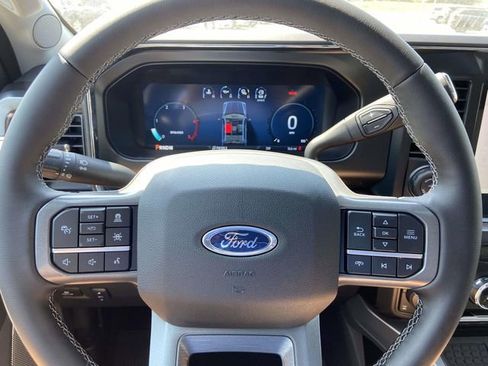 New 2026 Ford F250 Lariat w/ Black Appearance Package image 21