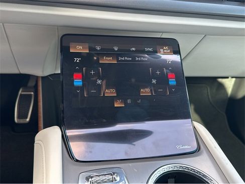 New 2026 Cadillac Vistiq Luxury image 22