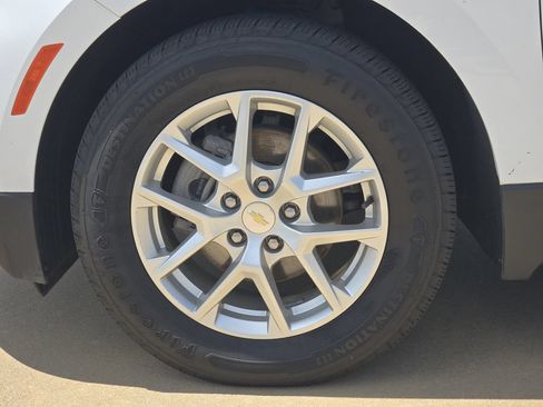 Used 2022 Chevrolet Equinox LT FWD image 13