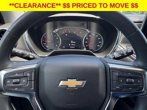 Certified 2024 Chevrolet Blazer LT w/ Convenience Package FWD image 29