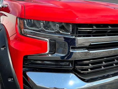 Used 2022 Chevrolet Silverado 1500 LT w/ LPO, Dark Essentials Package AWD/4WD image 32