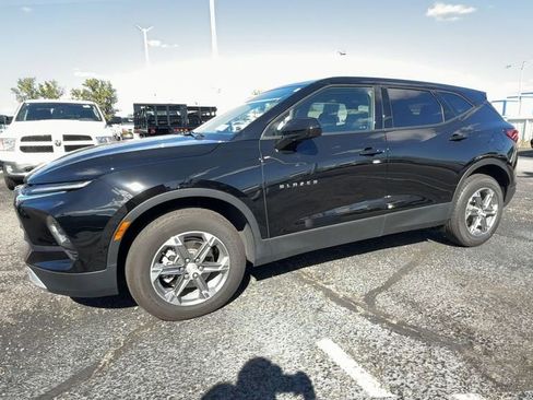 Used 2023 Chevrolet Blazer LT w/ LPO, Floor Liner Package image 4