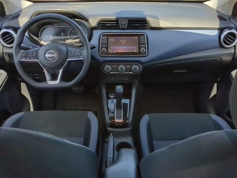 Used 2025 Nissan Versa SV image 12