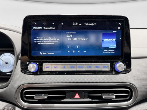 Used 2023 Hyundai Kona SEL FWD image 13