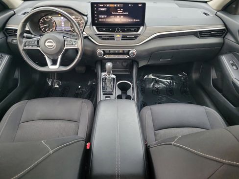 Certified 2024 Nissan Altima 2.5 SV w/ SV Premium Package image 13