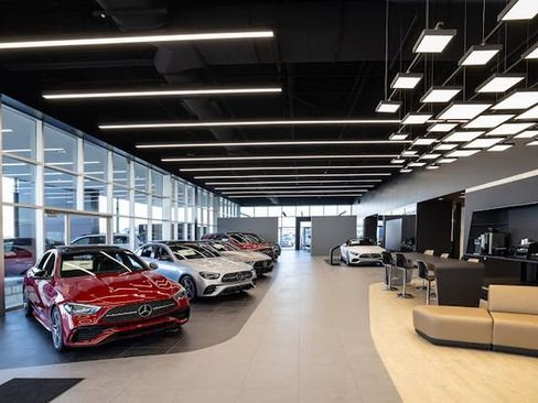 Used 2018 Tesla Model 3 Long Range image 6