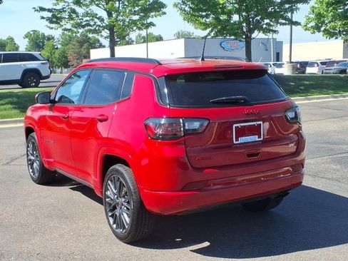 Used 2022 Jeep Compass Limited w/ (RED) Package AWD/4WD image 6
