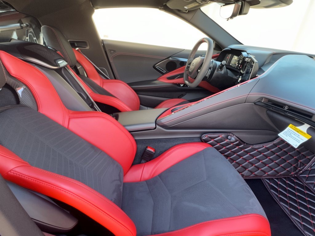 Used 2025 Chevrolet Corvette Z06 w/ Stealth Interior Trim Package RWD image 30