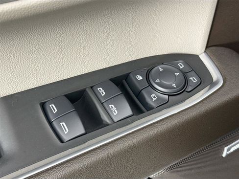 Used 2024 GMC Sierra 1500 SLT w/ SLT Premium Plus Package image 28