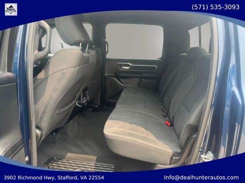Used 2019 RAM 1500 Big Horn AWD/4WD image 11