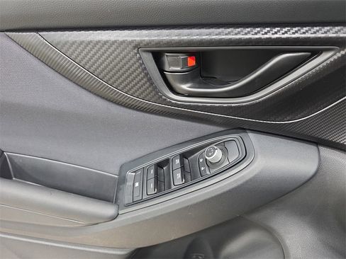 Used 2023 Subaru Crosstrek 2.0i Premium image 28