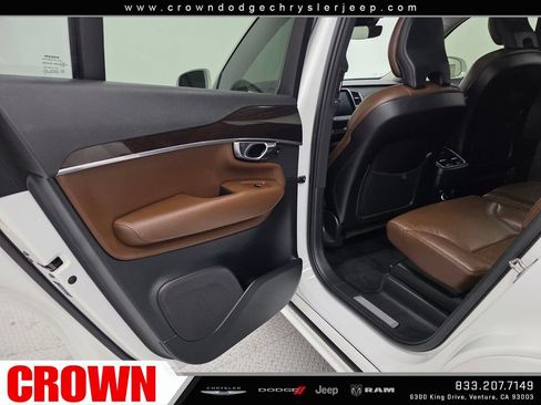 Used 2019 Volvo XC90 T6 Momentum w/ Advanced Package AWD/4WD image 16