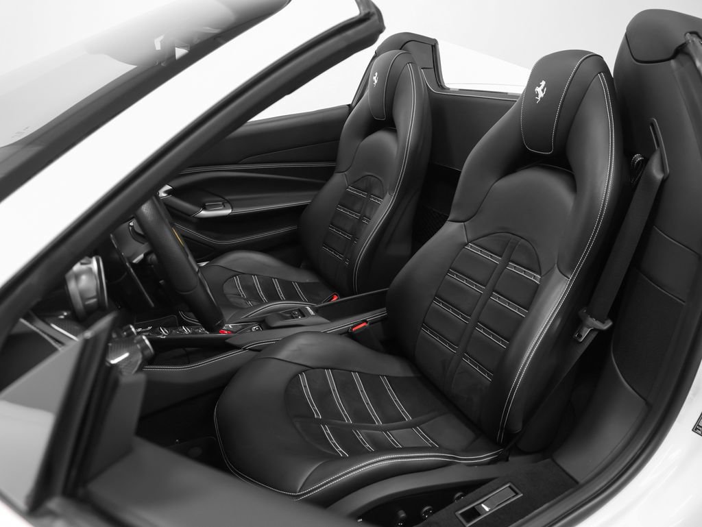 Certified 2022 Ferrari F8 Tributo RWD image 68