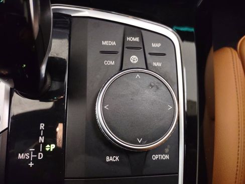 Certified 2023 BMW X4 xDrive30i w/ Convenience Package image 17