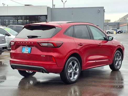 Used 2024 Ford Escape ST-Line w/ Tech Pack #1 image 2