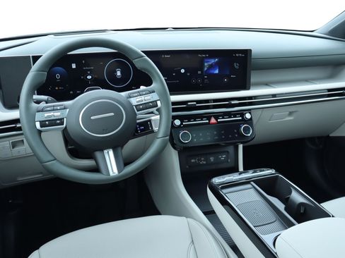 New 2026 Hyundai Tucson Limited image 10