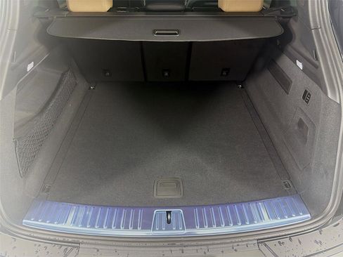 New 2026 Porsche Cayenne image 22