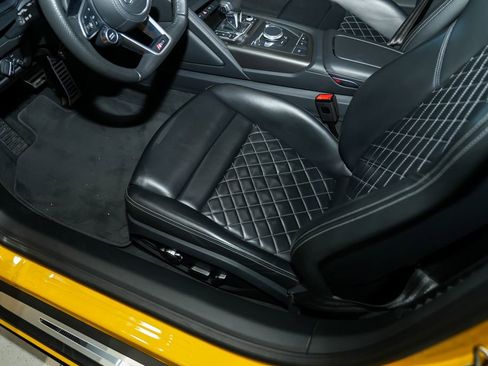 Used 2023 Audi R8 V10 performance RWD image 39