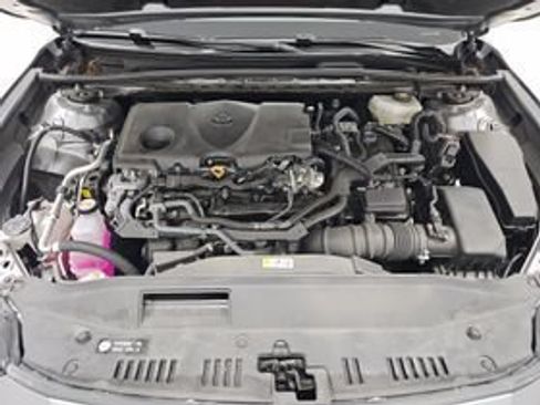 Used 2025 Toyota Camry SE AWD/4WD image 11
